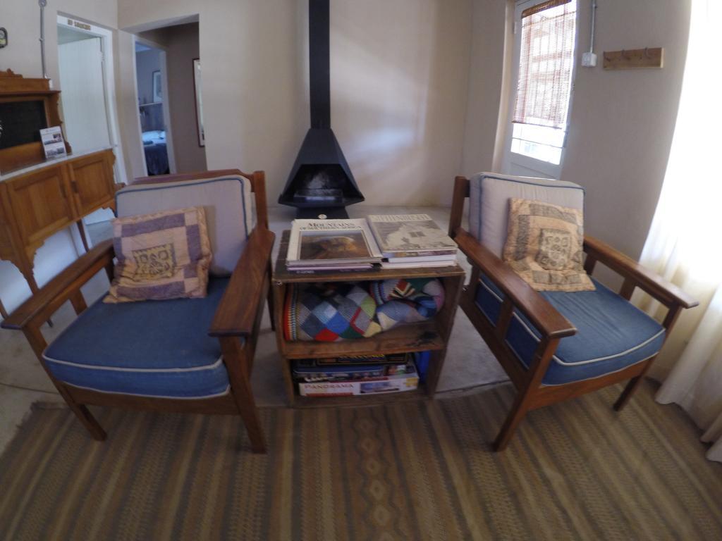 Greenhouse Accommodation ทุลบักห์ ภายนอก รูปภาพ